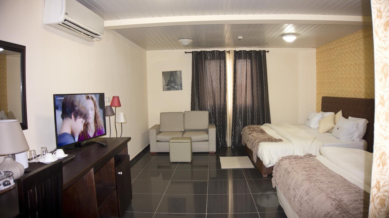 M Suites Hotel Accra Exteriér fotografie